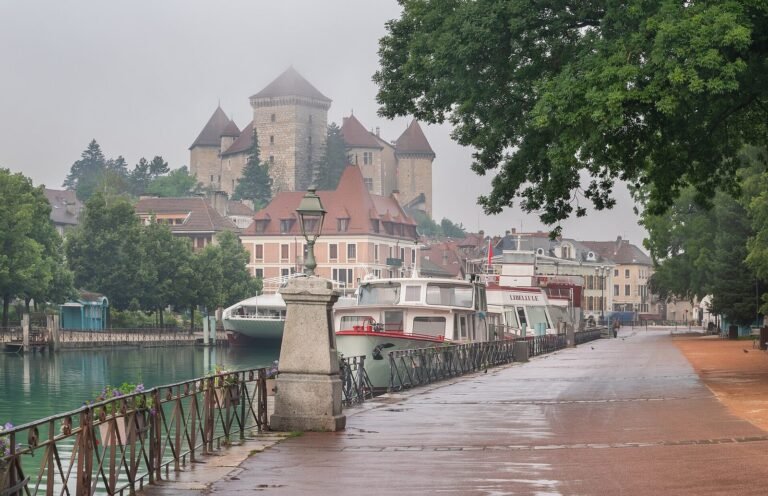 Le château d'Annecy, où la fanfare du 13e bataillon de chasseurs alpins a enregistré le chant des Allobroges en 1960